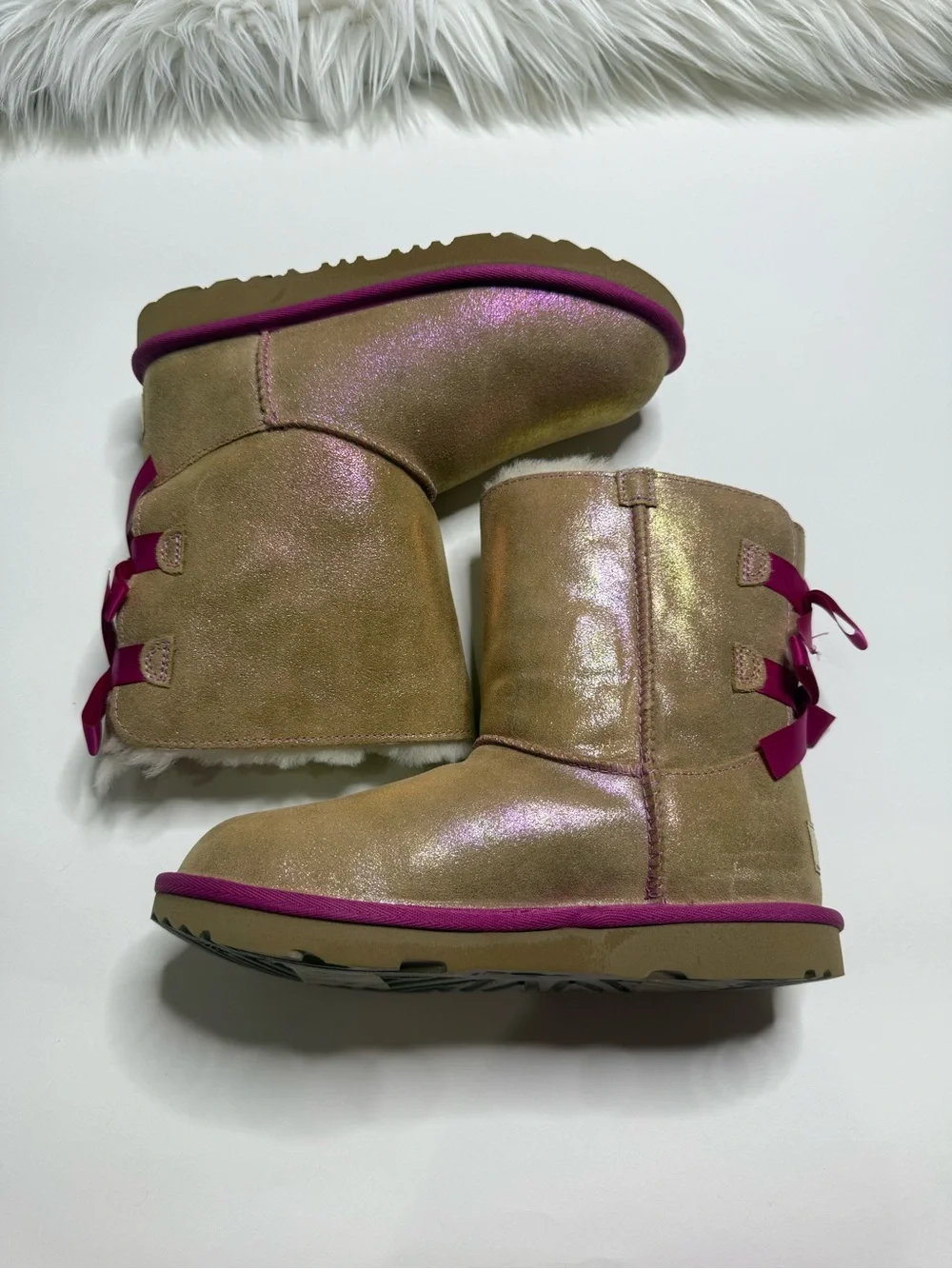 Ugg Boot Bailey Bow II Shimmer Big Kid Size 4 New